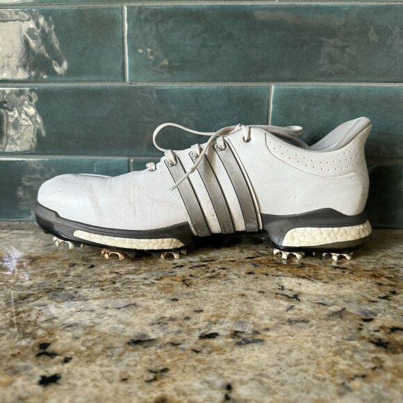 Adidas Men's 10.5 White Golf Shoes With Boost Technology Spiked Soles & Lace-Up - Picture 2 of 10